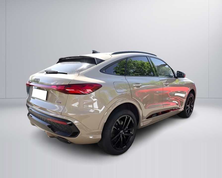 Audi Q5 Sportback TFSI quattro S Line (2)