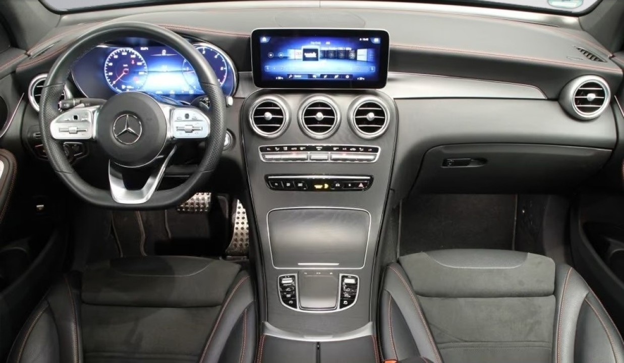Mercedes-Benz GLC Coupé 220d 4MATIC AMG Line (4)
