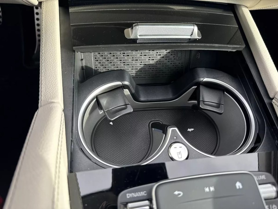 Mercedes-Benz GLS 580 4MATIC AMG Line - foto 15