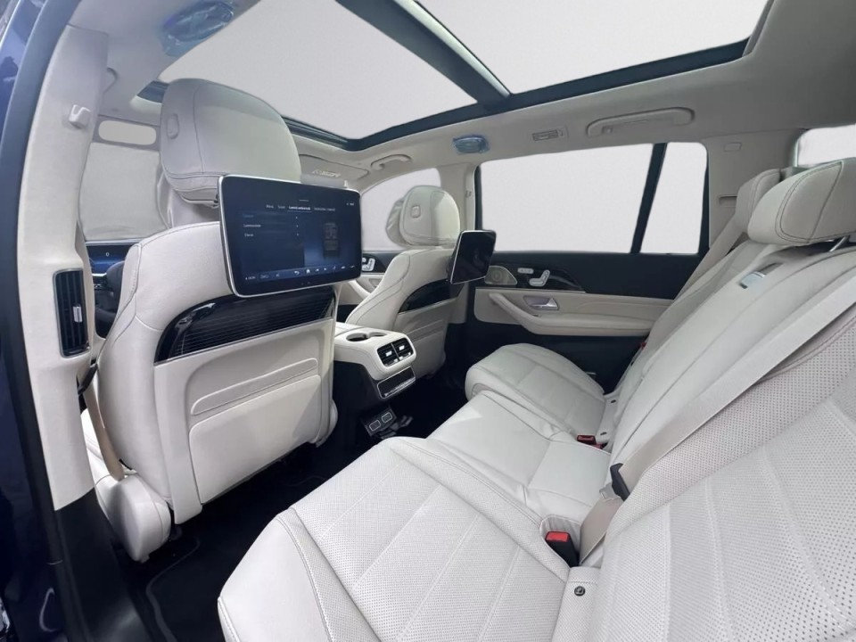 Mercedes-Benz GLS 580 4MATIC AMG Line - foto 19