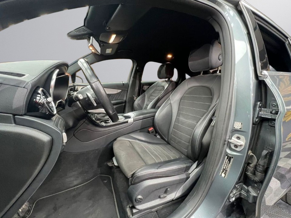 Mercedes-Benz GLC Coupé 220d 4MATIC AMG Line - foto 8