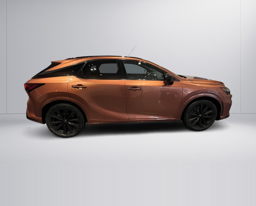 Lexus Seria RX 500h AWD F-Sport (2)