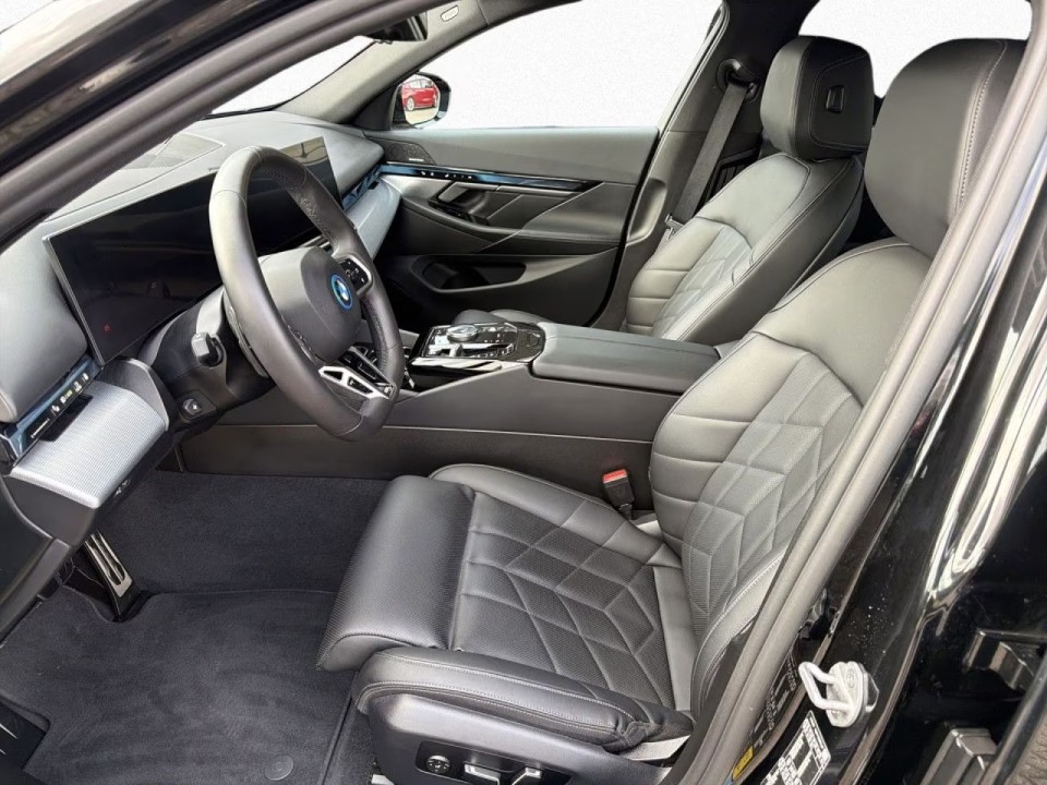 BMW Seria 5 530e xDrive M-Sport - foto 9