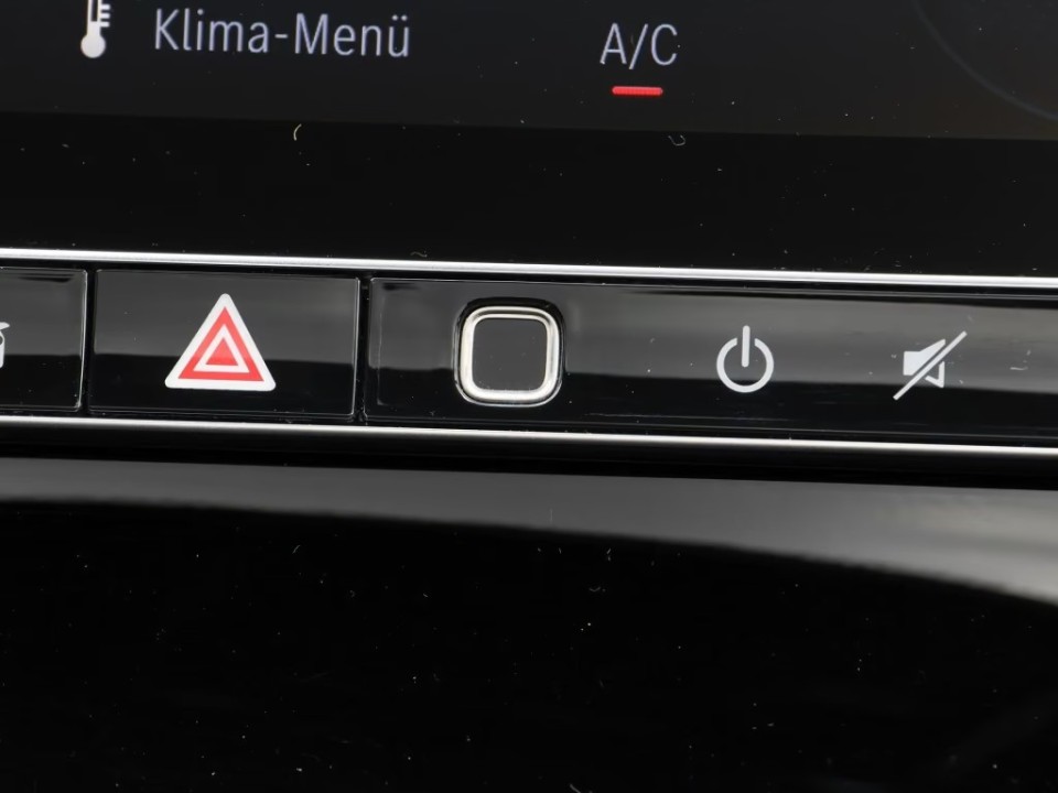 Mercedes-Benz GLC Coupé 300 4MATIC AMG Line - foto 11