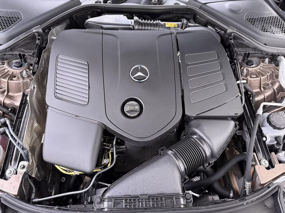 Mercedes-Benz E 300e 4MATIC Exclusive - foto 39