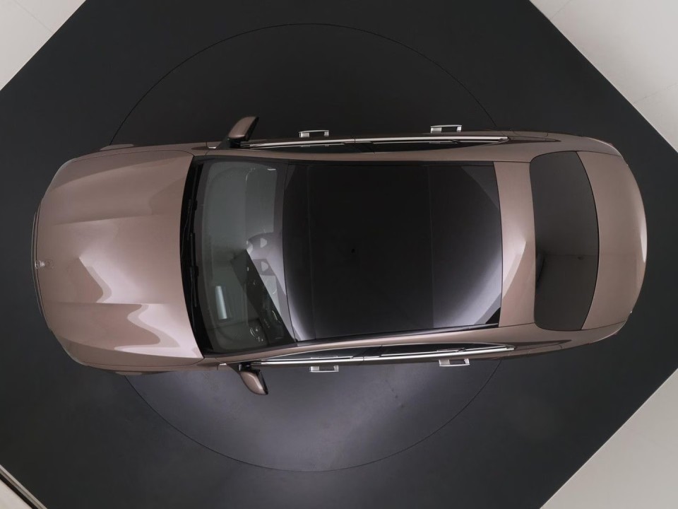 Mercedes-Benz E 300e 4MATIC Exclusive - foto 33