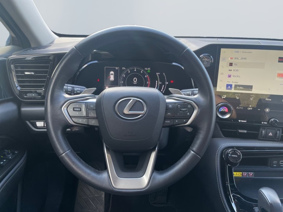 Lexus Seria NX 450h+ AWD Executive Line - foto 9