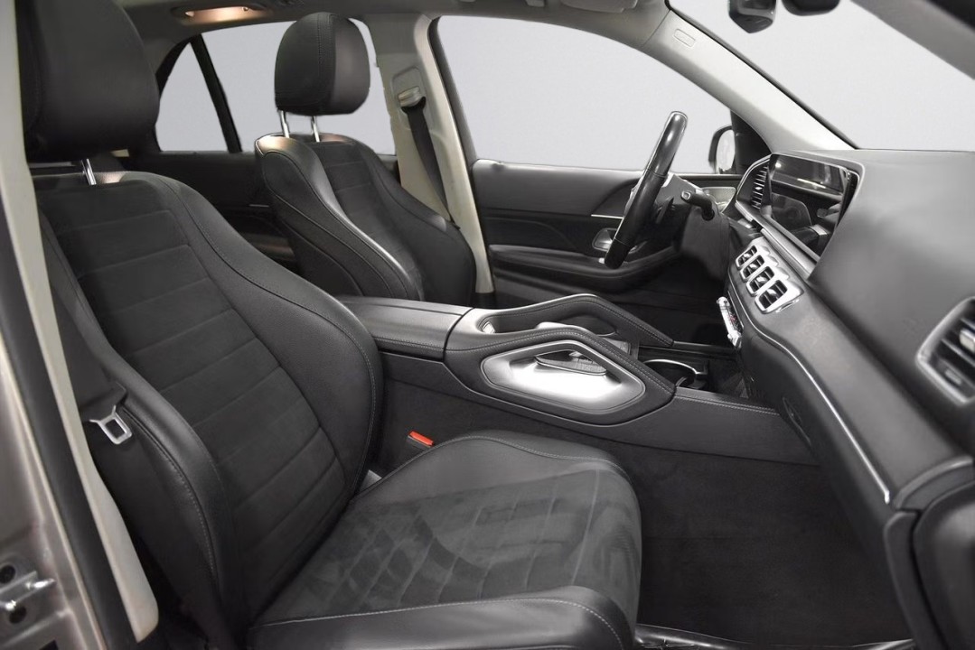 Mercedes-Benz GLE 350de 4MATIC AMG Line - foto 9