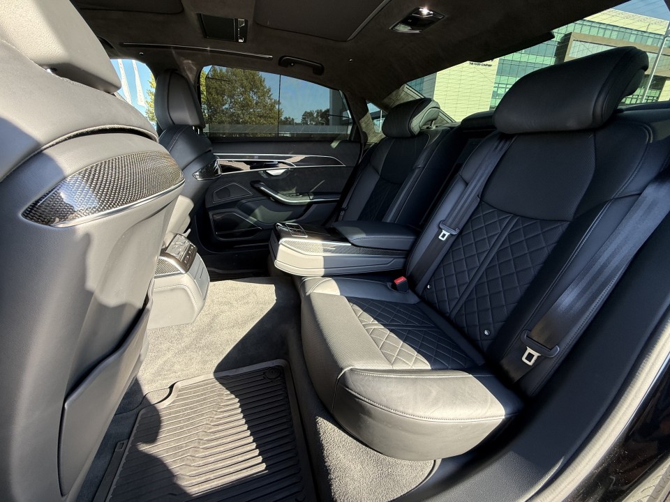 Audi S8 TFSI V8 quattro tiptronic - foto 14