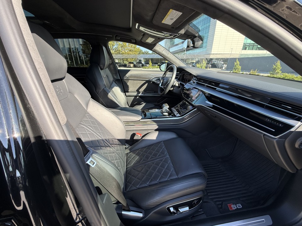 Audi S8 TFSI V8 quattro tiptronic - foto 18