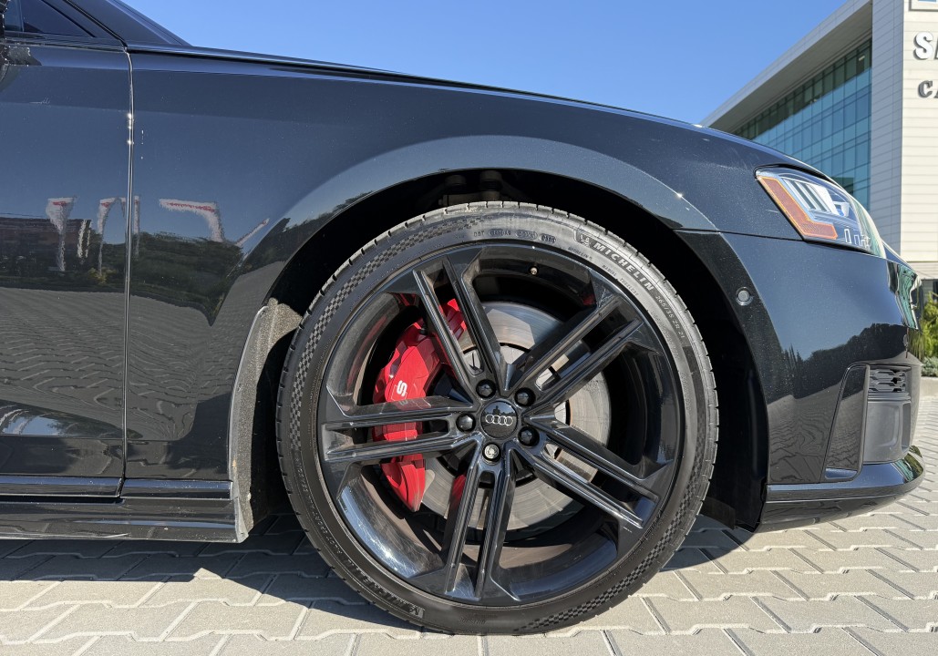 Audi S8 TFSI V8 quattro tiptronic - foto 29