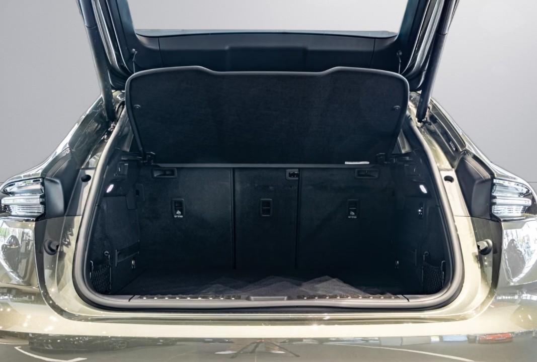 Porsche Macan Electric - foto 19