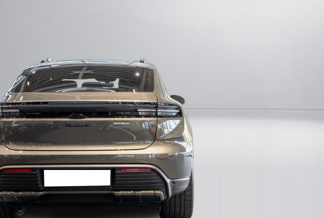 Porsche Macan Electric - foto 25