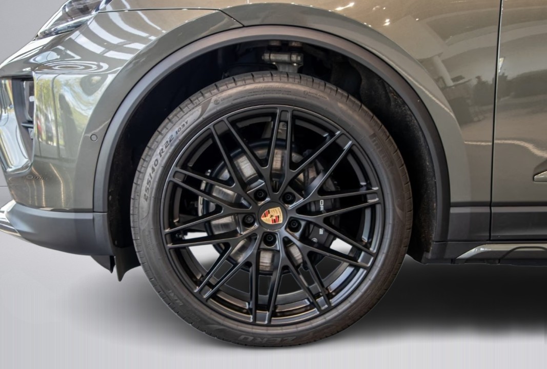 Porsche Macan Electric - foto 29