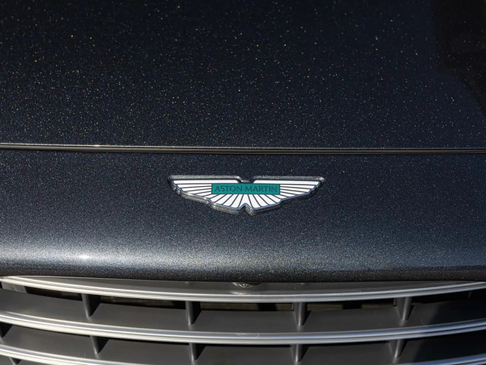 Aston Martin DBX 707 - foto 28