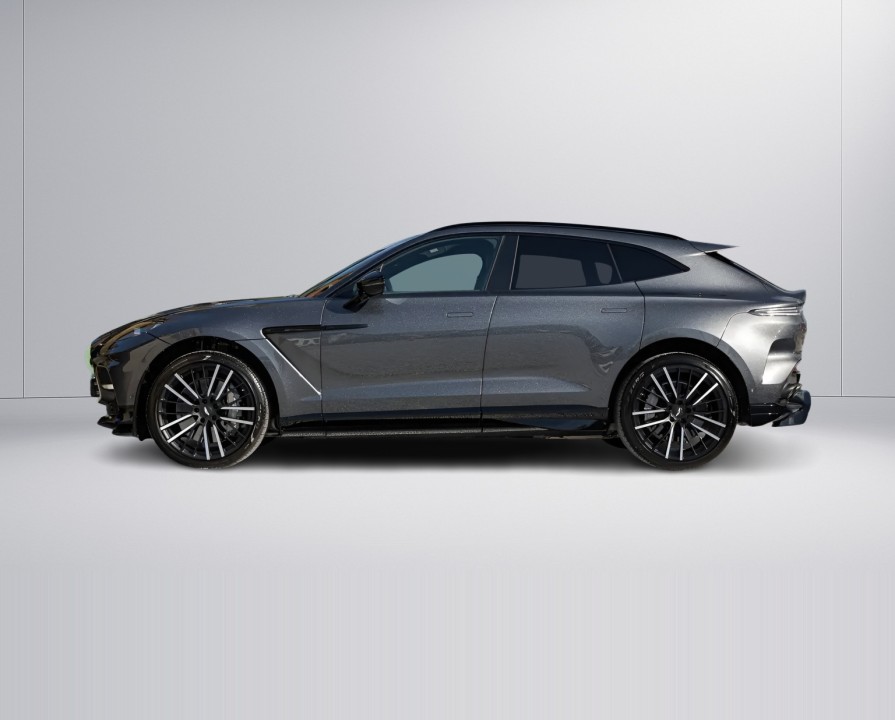 Aston Martin DBX 707 - foto 8