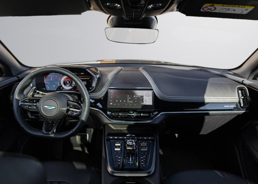 Aston Martin DBX 707 - foto 12