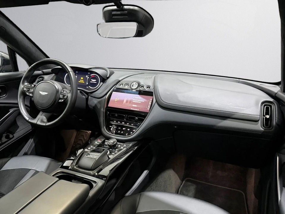 Aston Martin DBX 707 - foto 12