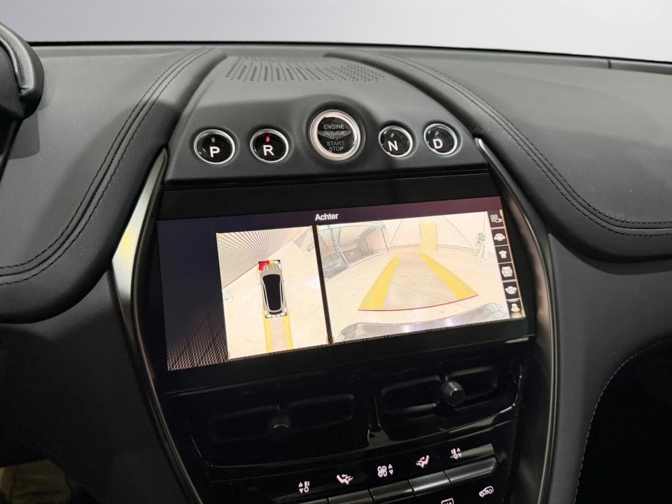 Aston Martin DBX 707 - foto 20