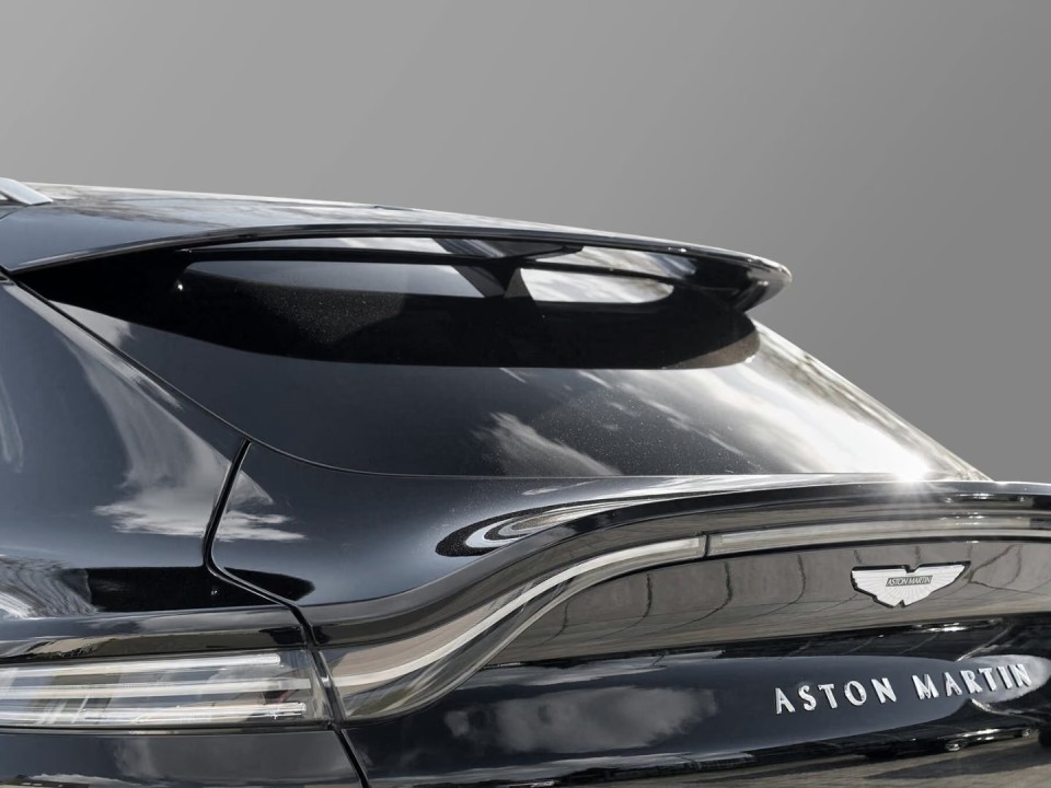 Aston Martin DBX - foto 37