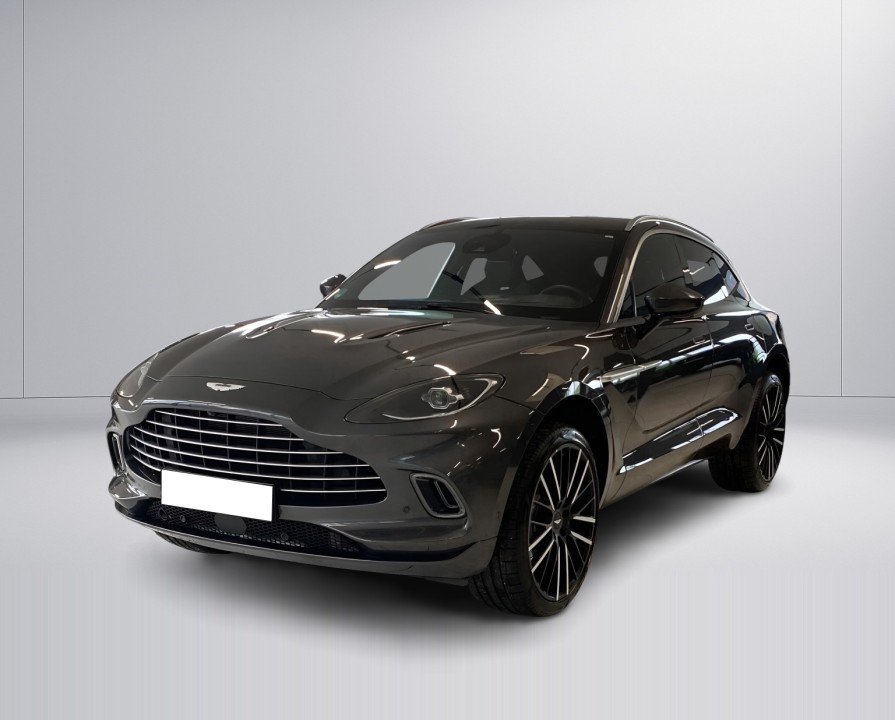 Aston Martin DBX (5)