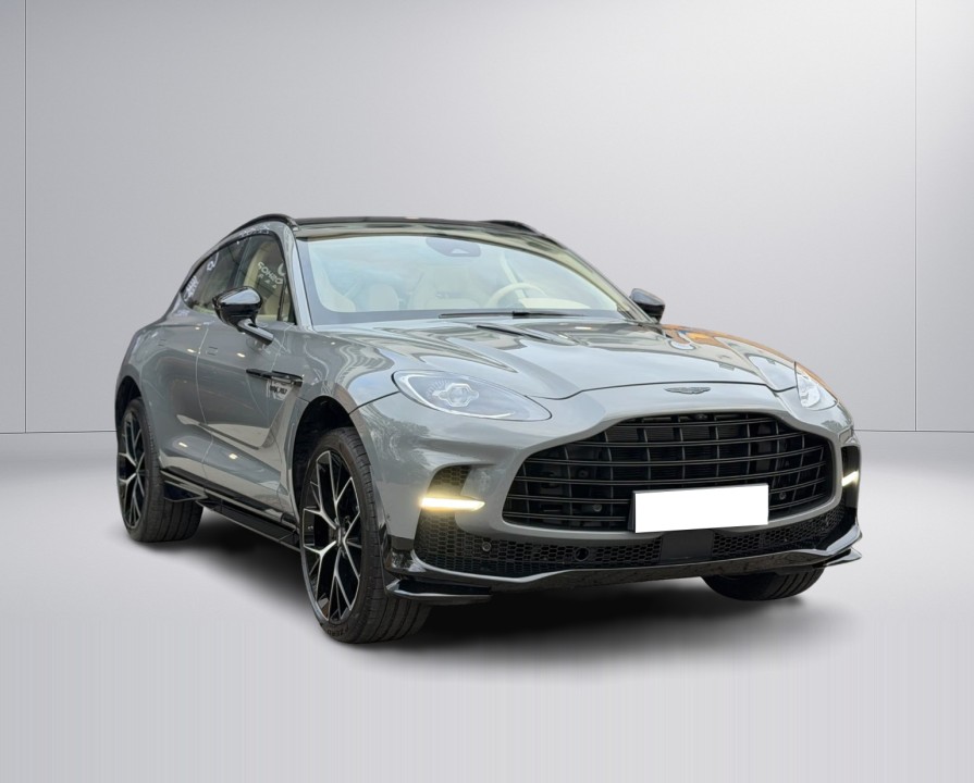 Aston Martin DBX 707