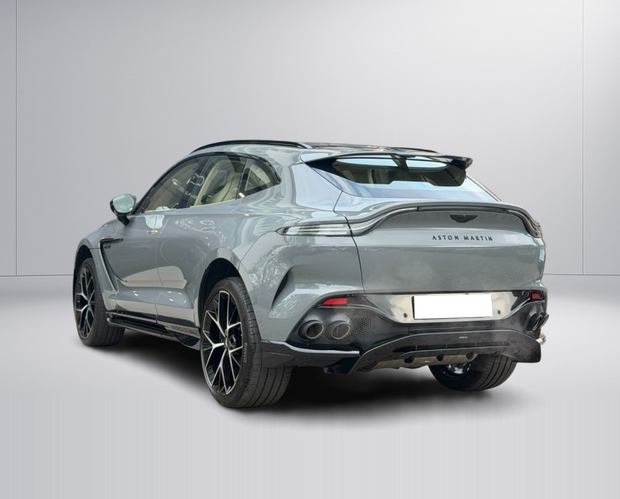 Aston Martin DBX 707 - foto 6