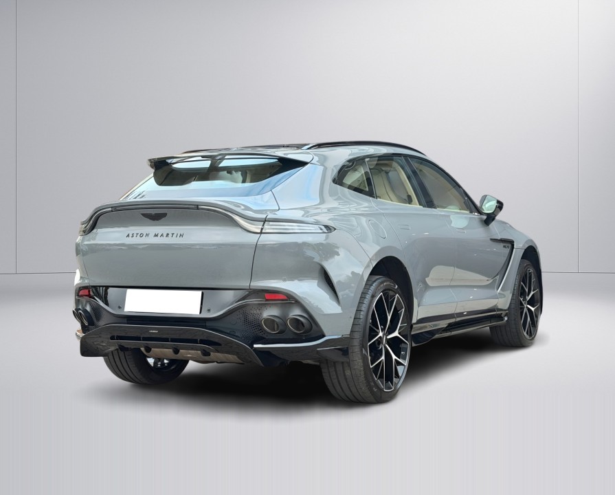 Aston Martin DBX 707 (4)