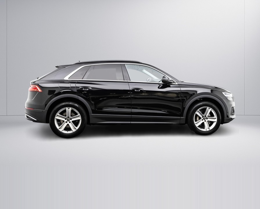 Audi Q8 55TFSI quattro (3)
