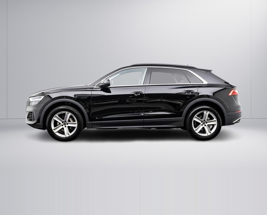 Audi Q8 55TFSI quattro - foto 7
