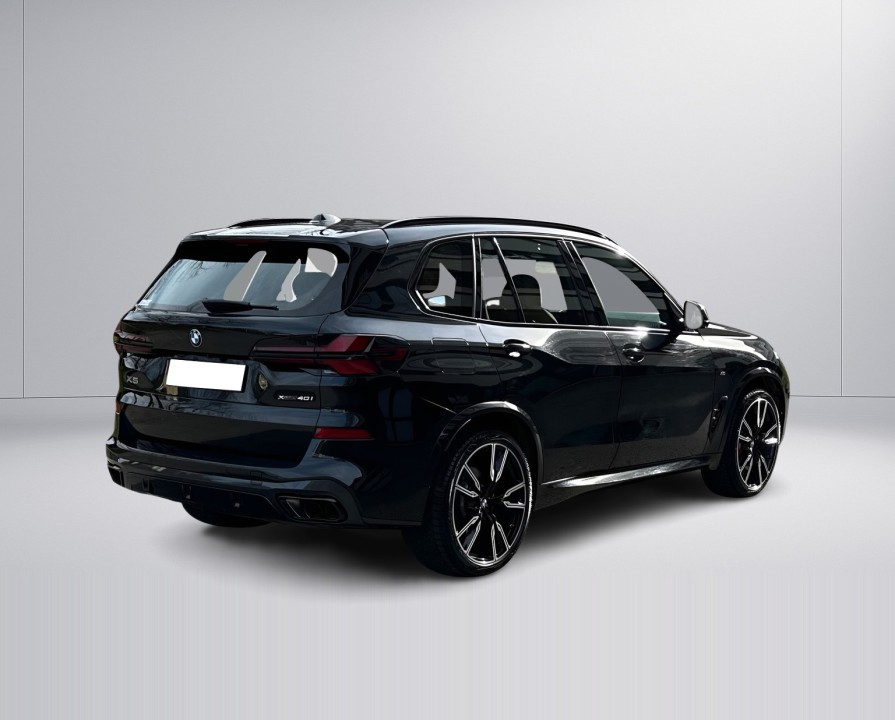 BMW X5 40i M-Sport Pro xDrive (2)