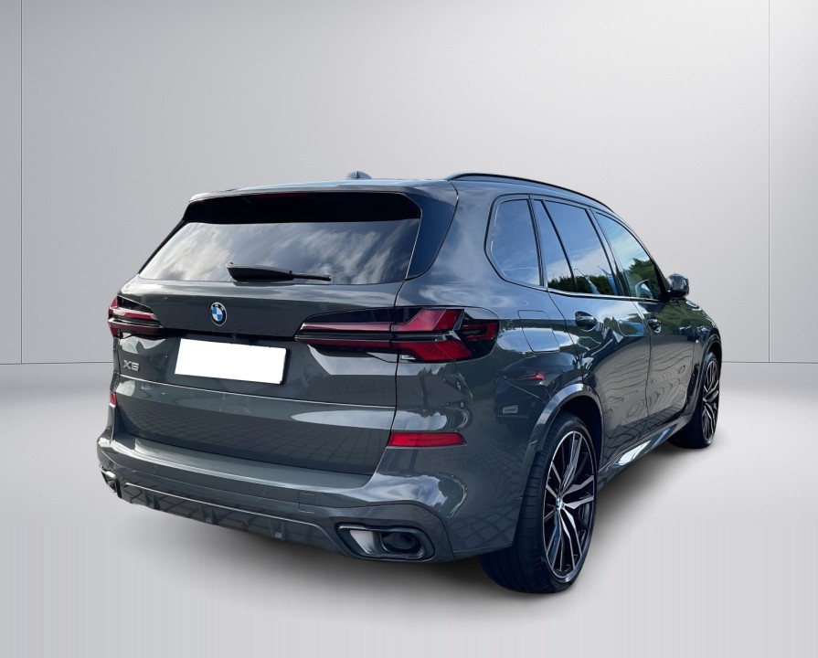 BMW X5M-Sport 30d xDrive (2)