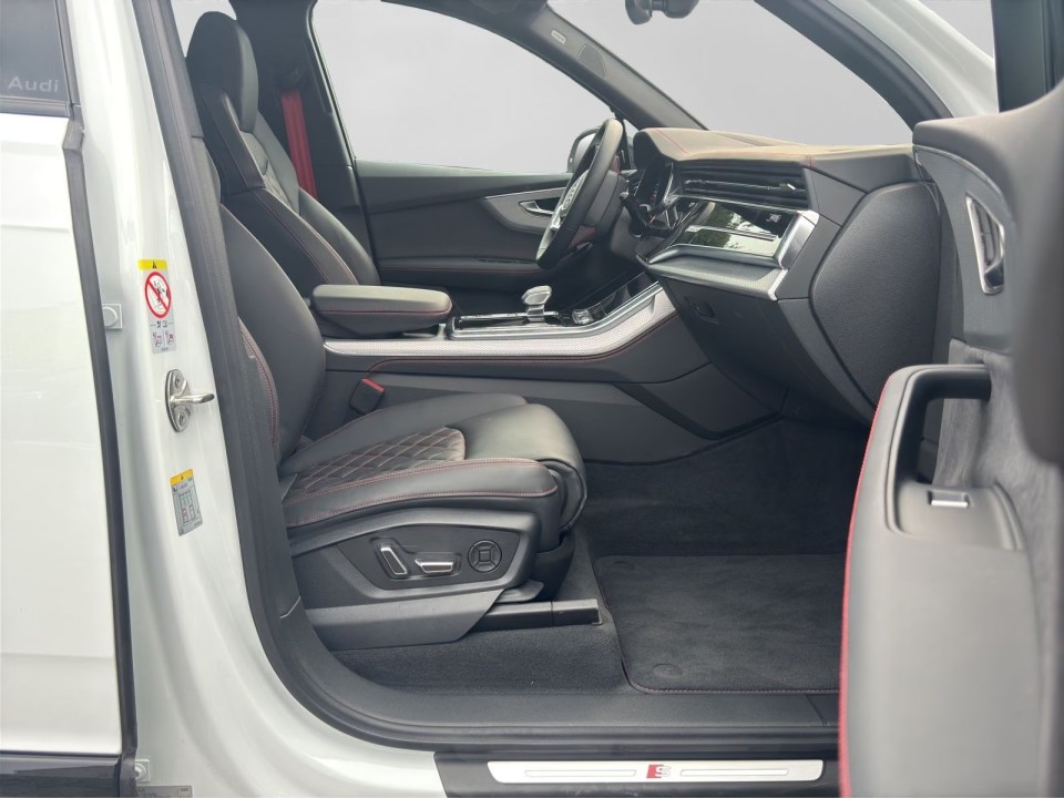 Audi Q7 60 TFSIe quattro (3)