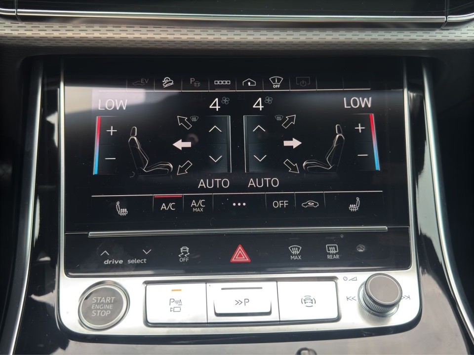 Audi Q7 60 TFSIe quattro - foto 10