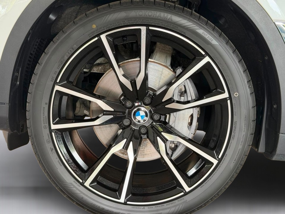 BMW X7 xDrive40i - foto 41
