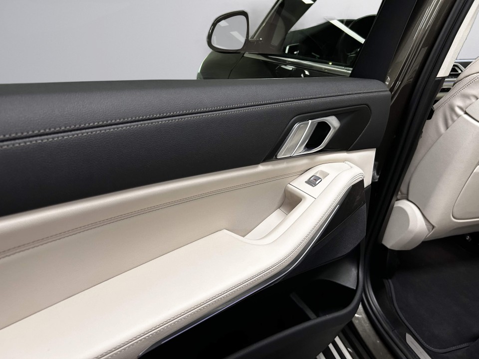 BMW X7 xDrive40i - foto 40