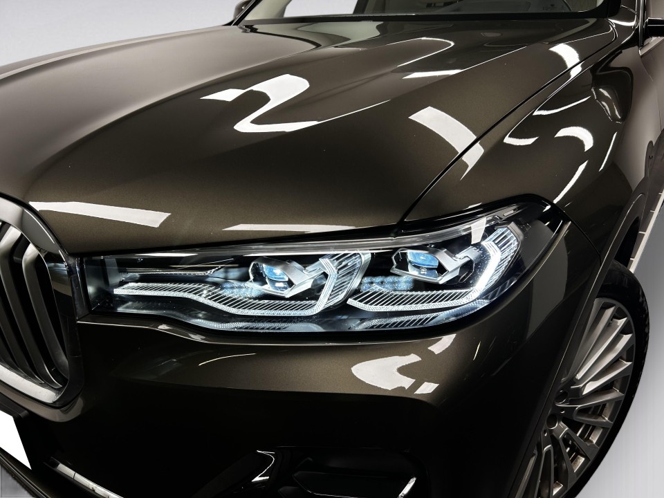 BMW X7 xDrive40i - foto 46
