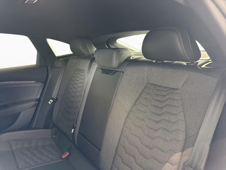 Audi A6 Sportback e-tron - foto 11