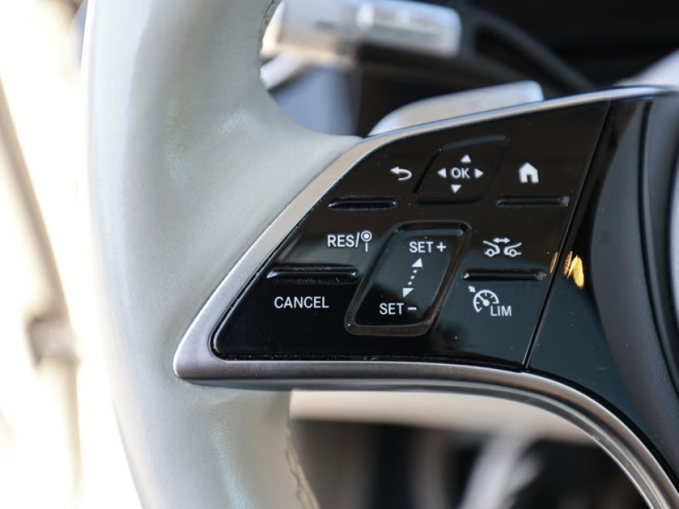 Mercedes-Benz EQS SUV 450+ - foto 7