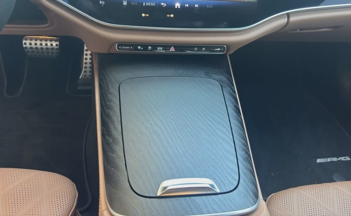 MERCEDES-BENZ E-Class 2023 — imagine 19