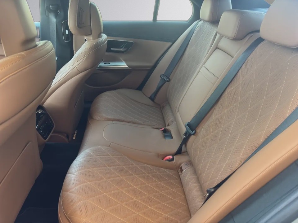MERCEDES-BENZ E-Class 2023 — imagine 17