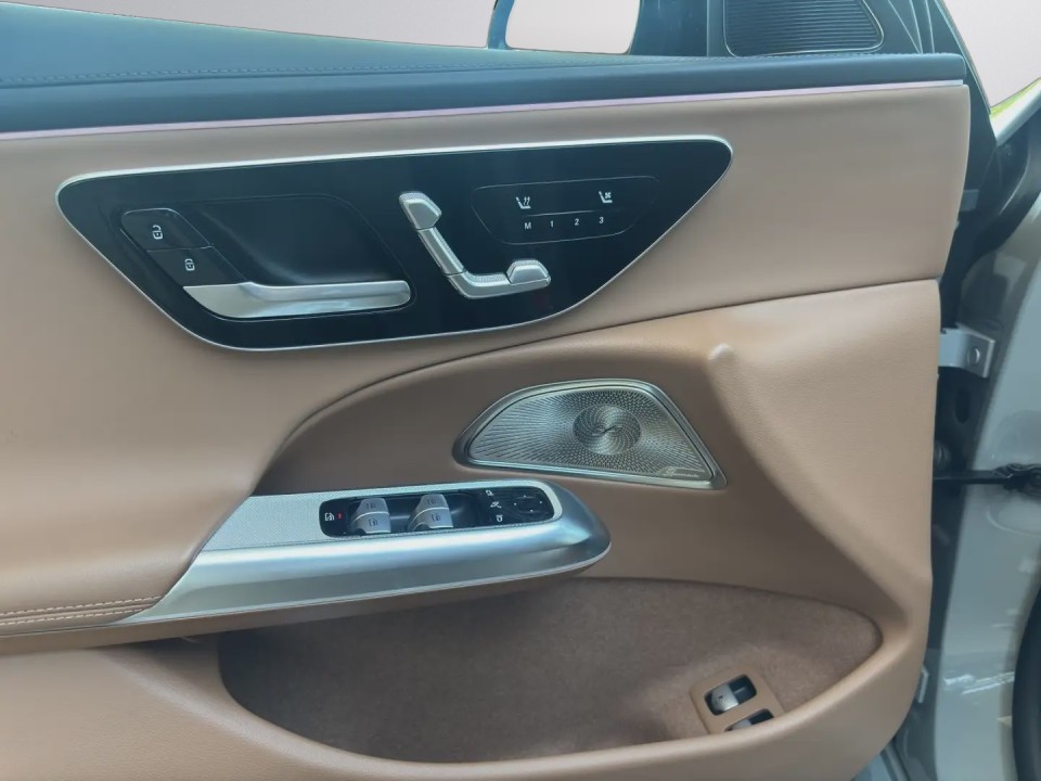 MERCEDES-BENZ E-Class 2023 — imagine 20