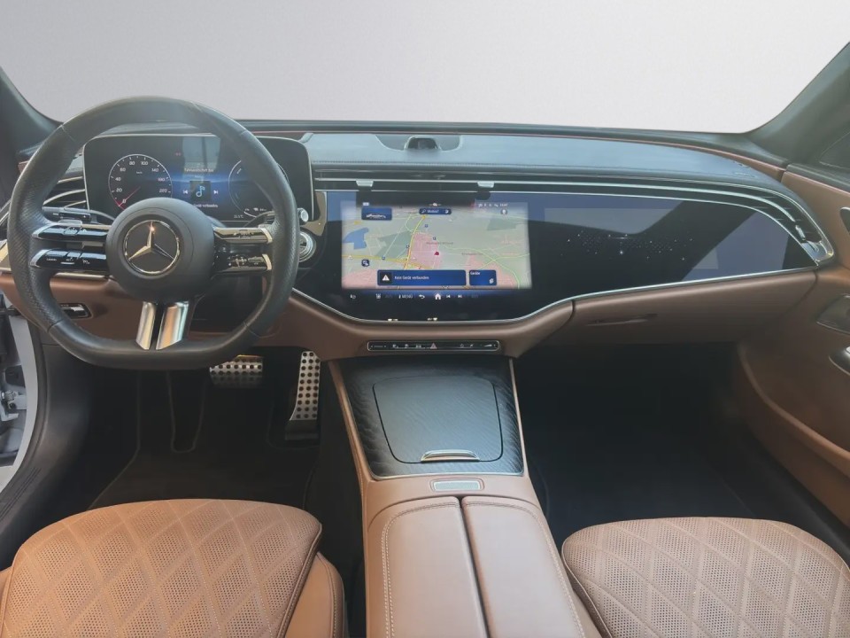 MERCEDES-BENZ E-Class 2023 — imagine 18