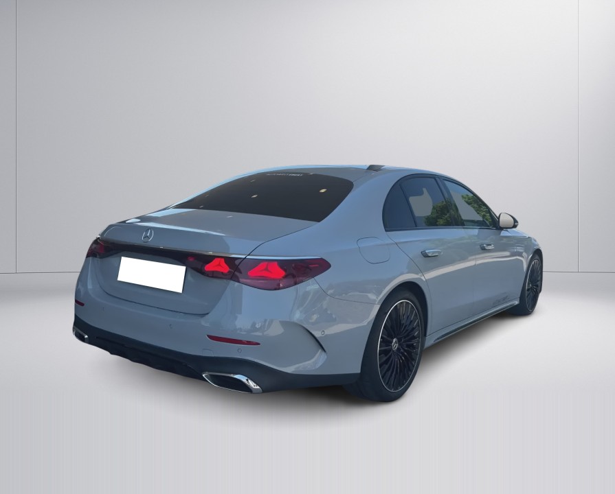 MERCEDES-BENZ E-Class 2023 — imagine 15