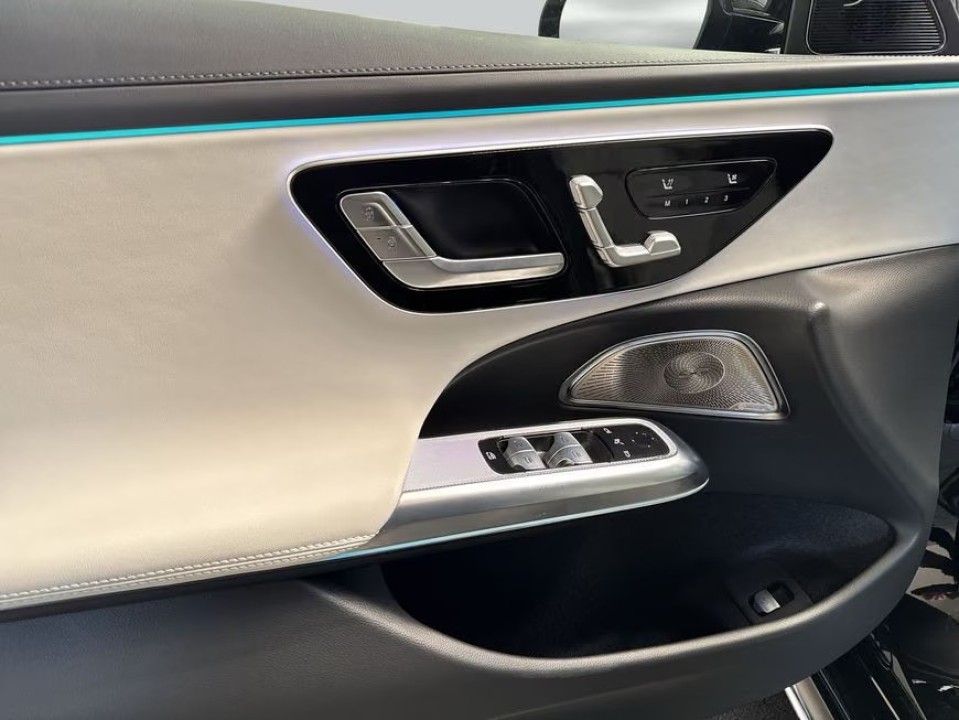 Mercedes-Benz E 300de 4MATIC Exclusive Premium - foto 14