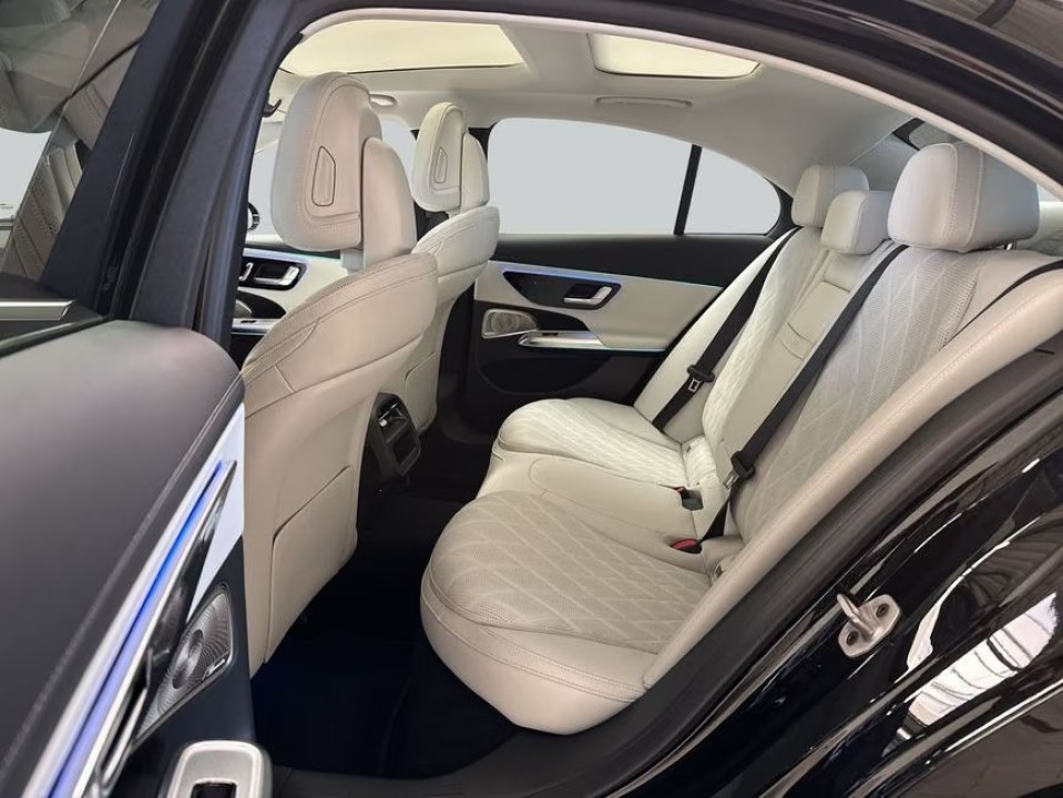 MERCEDES-BENZ E-Class 2025 — imagine 18