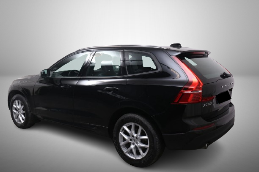 Volvo XC 60 D4 Momentum Advanced EDT AWD (3)