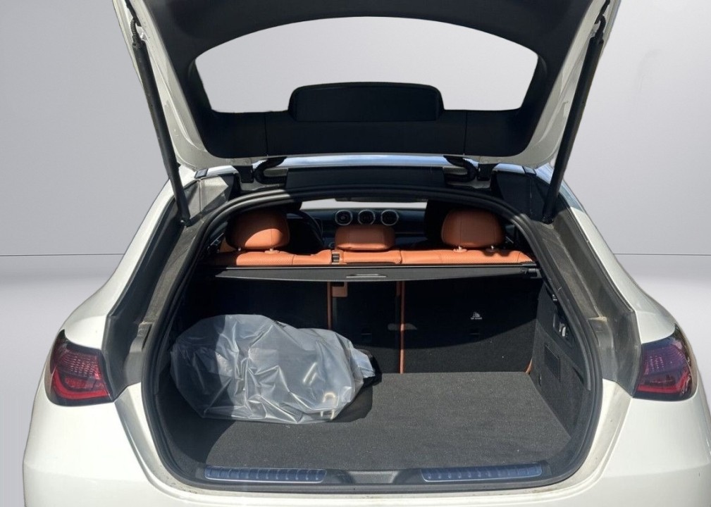 Mercedes-Benz GLC 300e 4MATIC Hybrid - foto 23