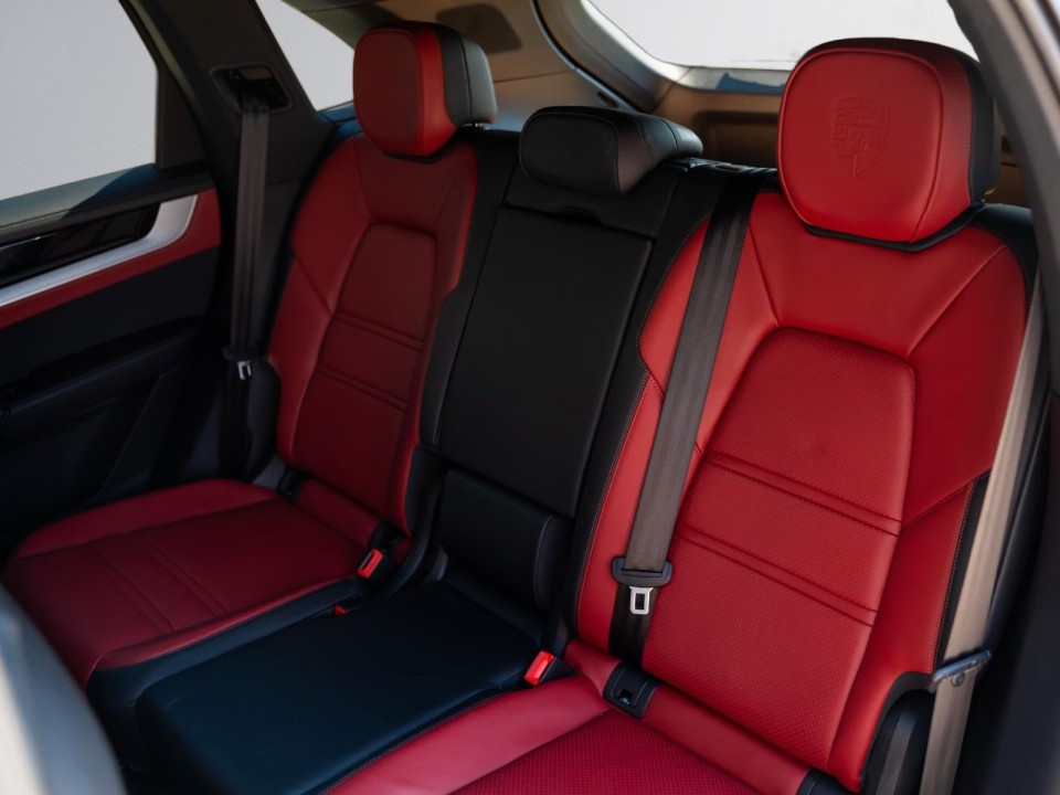 Porsche Cayenne - foto 10