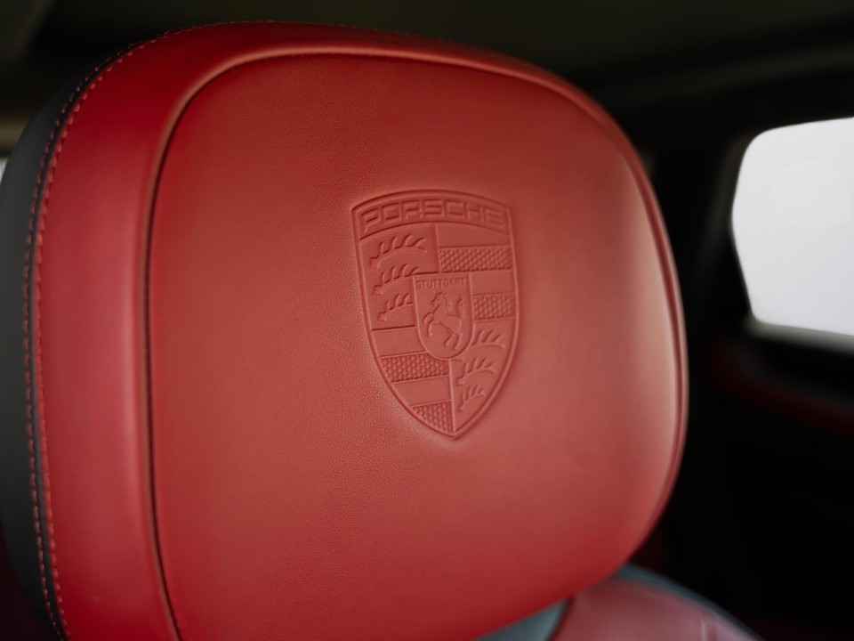Porsche Cayenne - foto 14